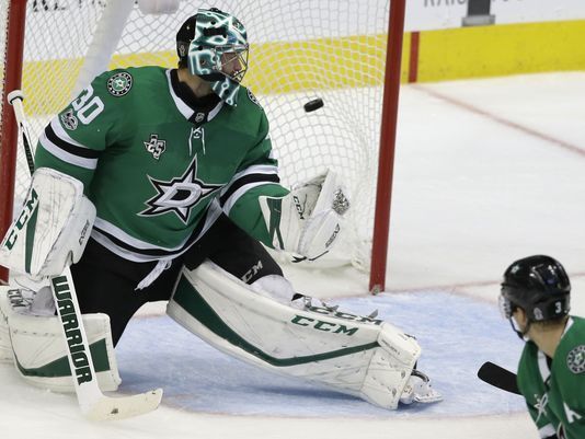 Bishop makes 27 saves, Stars beat winless Coyotes 3-1