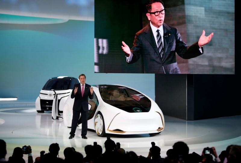 Committed to hydrogen cars despite potential game changer EV battery