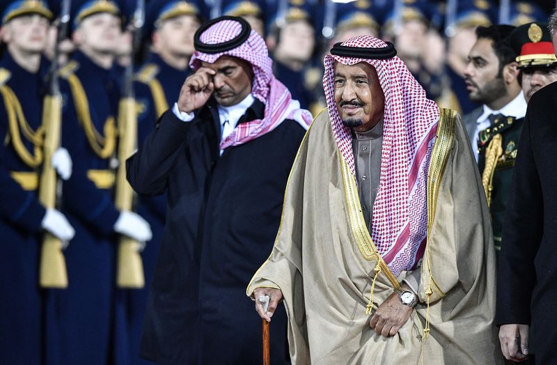 Inside the Saudi King’s 1,500-Person Entourage in Moscow