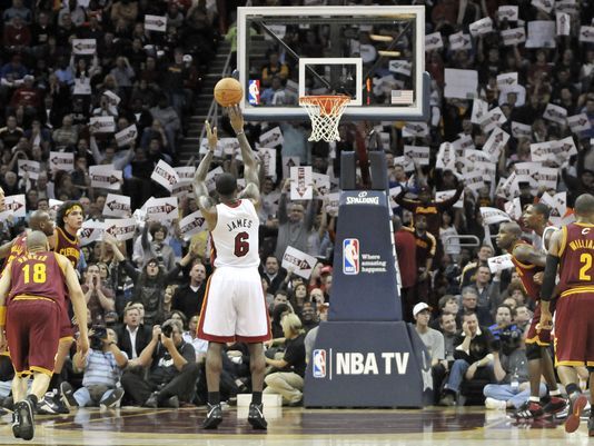 Rude welcome: Irving set for return to rowdy Cleveland