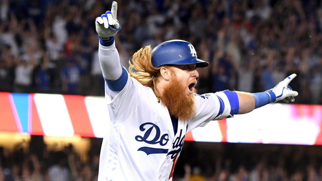 Justin Turner’s walk-off home run gives Dodgers a 2-0 lead over Cubs in NLCS