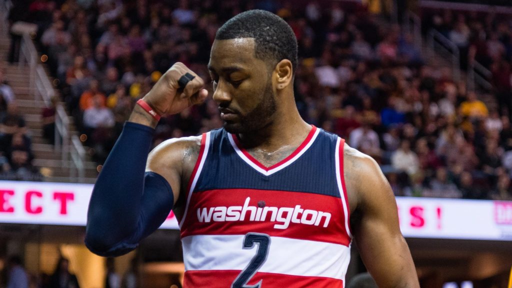 LeBron James aggravates ankle injury; season opener vs. Boston Celtics in doubt