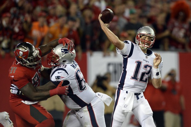 Patriots bounce back, hold off Buccaneers for win
