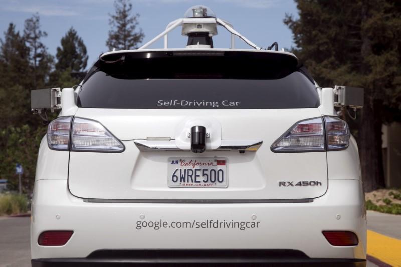 U.S. wants to remove unnecessary barriers to self-driving vehicles