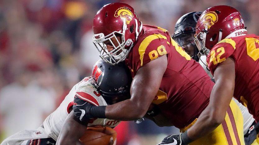 USC’s Christian Rector will be a game-time decision to play with broken hand