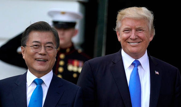 Donald Trump arrives in South Korea for talks with Moon