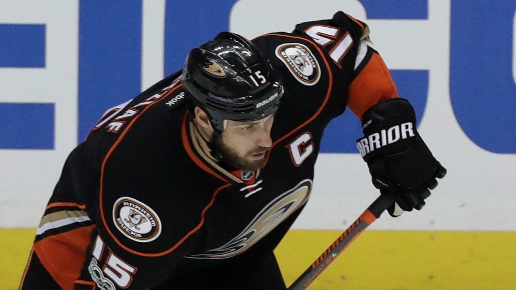 Ducks’ Ryan Getzlaf out up to two months with broken cheekbone