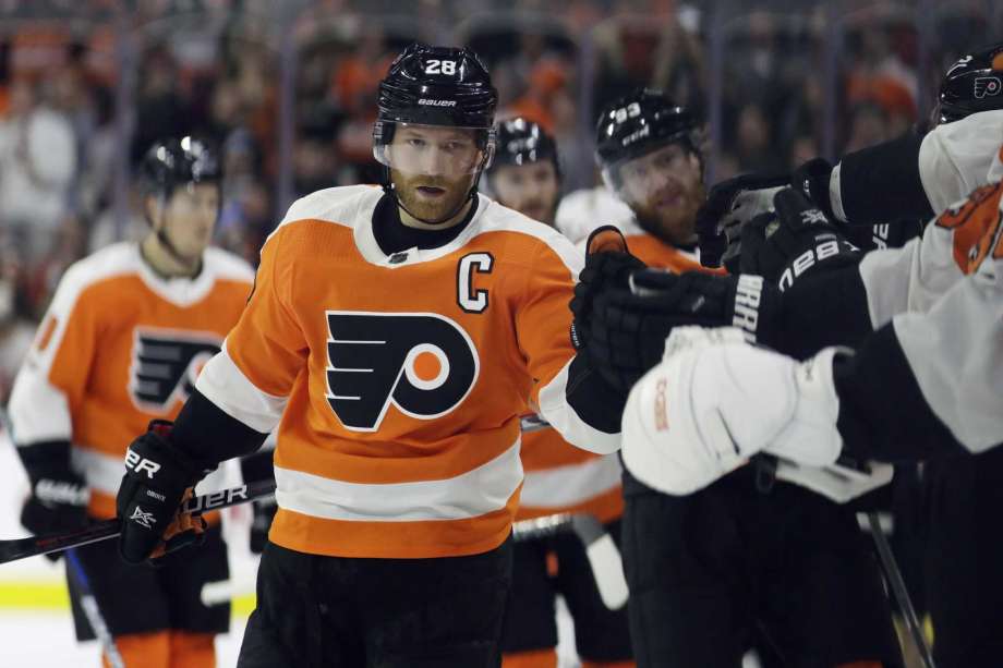 Giroux, Voracek lead Flyers to 3-1 win over Blackhawks