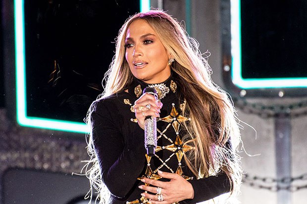 Jennifer Lopez Drops Romantic New Single ‘Amor Amor Amor’