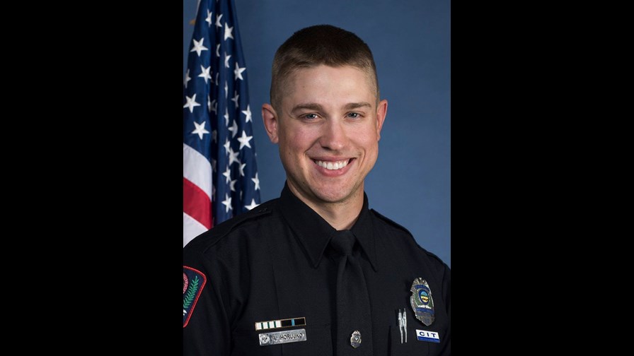 Ohio State cop credits training for helping him neutralize car-and-knife attack on campus