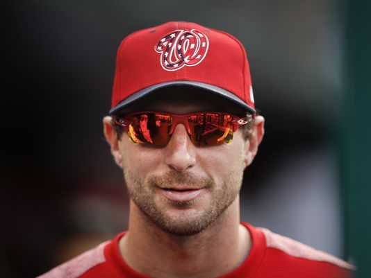 Scherzer, Kluber win Cy Young Awards by wide margins