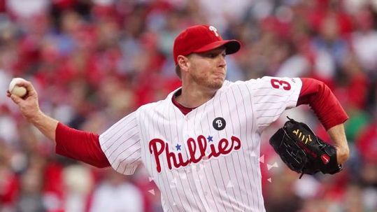 Two-time Cy Young winner Roy Halladay dies in plane crash