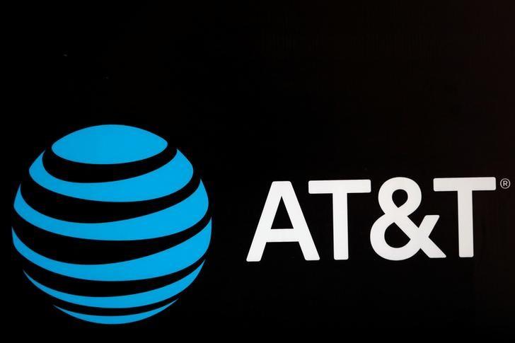 U.S. and AT&T discuss conditions for approval of Time Warner deal