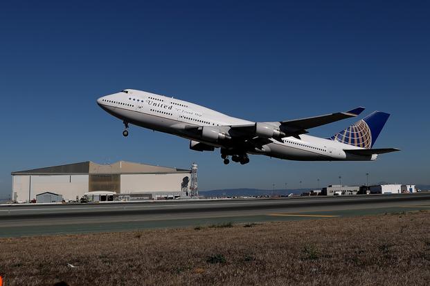 United resumes Newark-Delhi flights after halt due to poor air quality