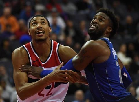 Wizards struggle defensively in disappointing home loss to NBA-worst Mavericks