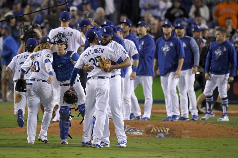 World Series Game 6: The defensive play that helped force a Game 7