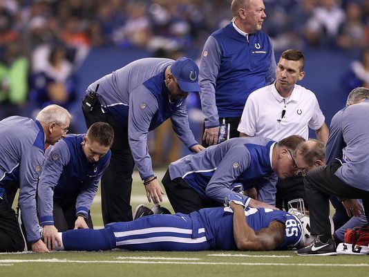 Colts’ TE Brandon Williams suffers concussion from frightening hit