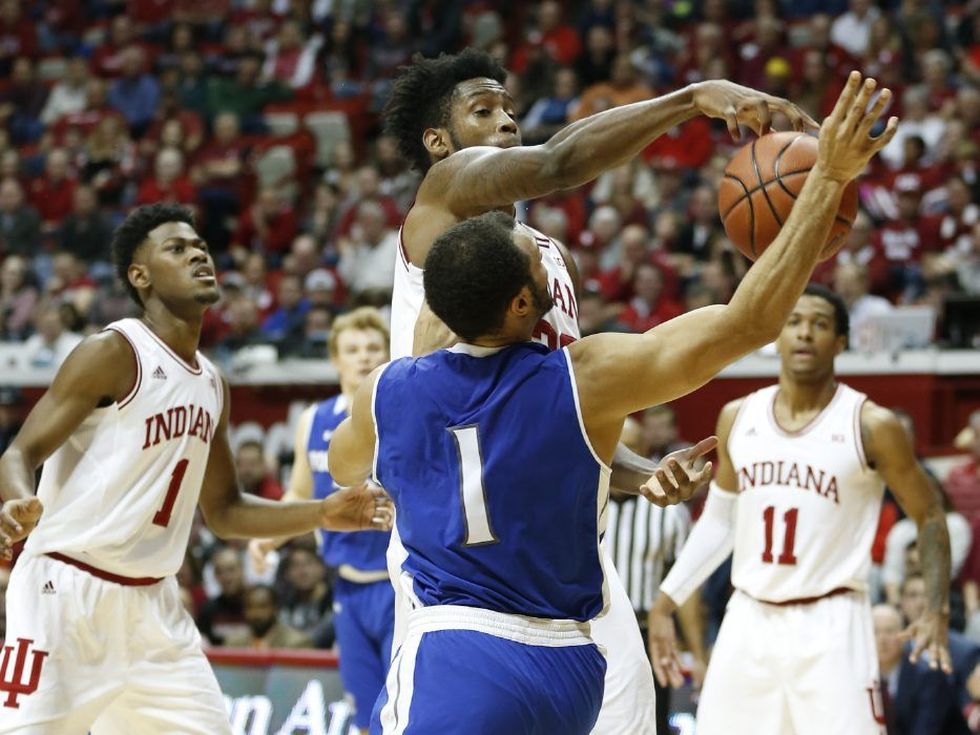 Fort Wayne’s 3-point barrage shoots down Indiana 92-72