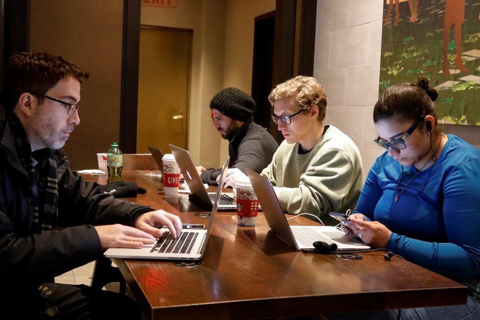 U.S. regulators ditch net neutrality rules as legal battles loom