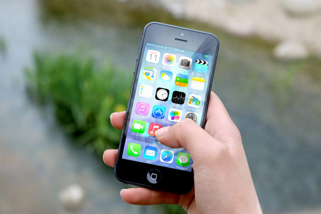Apple Is Now Facing Eight Lawsuits After Admitting to Slowing Down Old iPhones