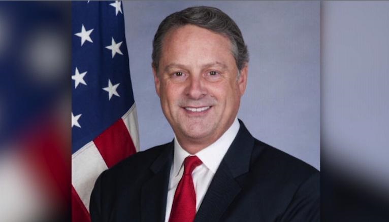 US ambassador resigns, saying he can no longer work with Trump