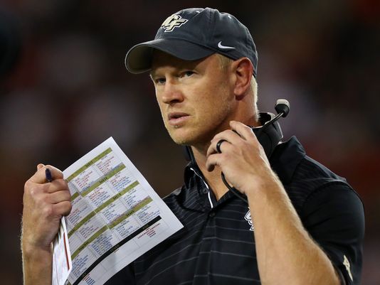 Scott Frost named FBS coach of the year at American Football Coaches Association awards show