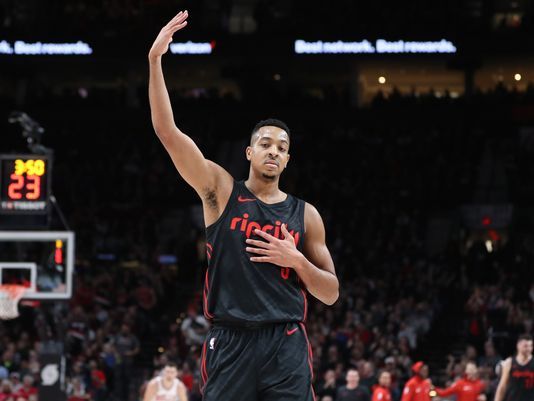 C.J. McCollum scores 50 points in three quarters as Blazers drub Bulls