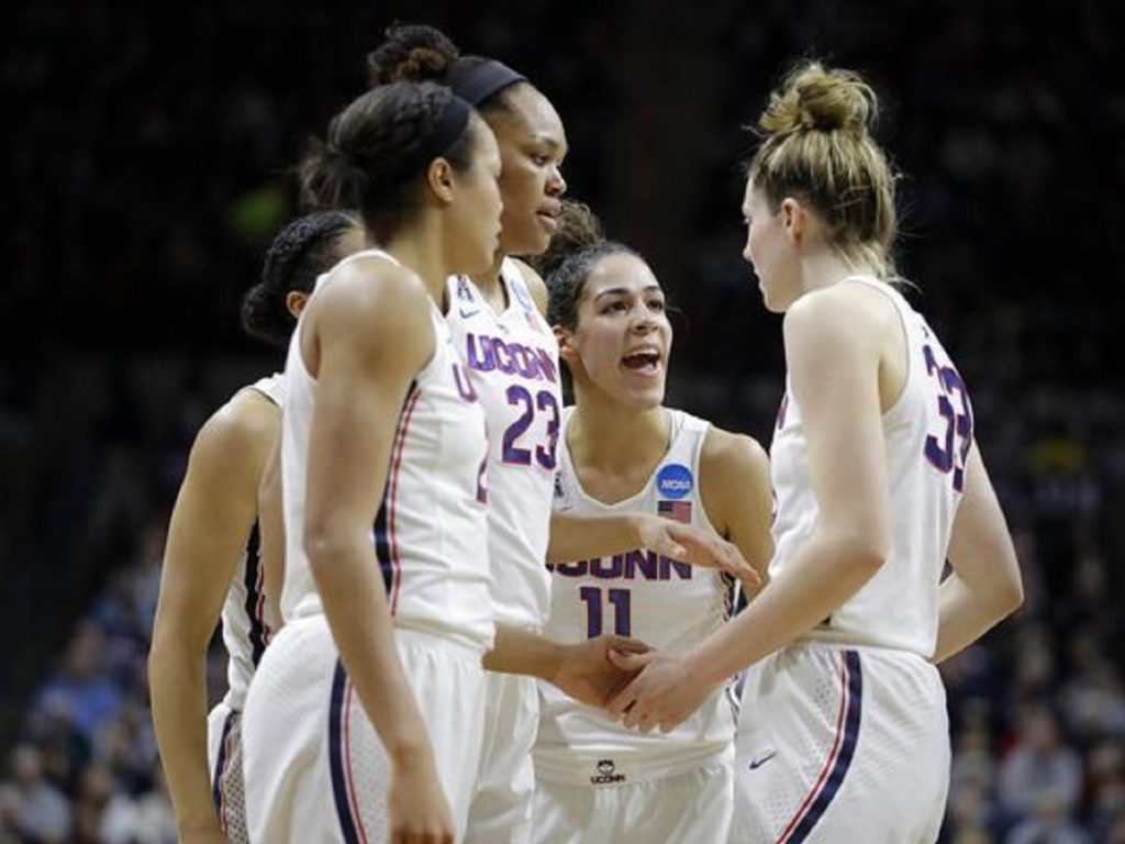 Connecticut beats Quinnipiac to reach 25th consecutive Sweet 16