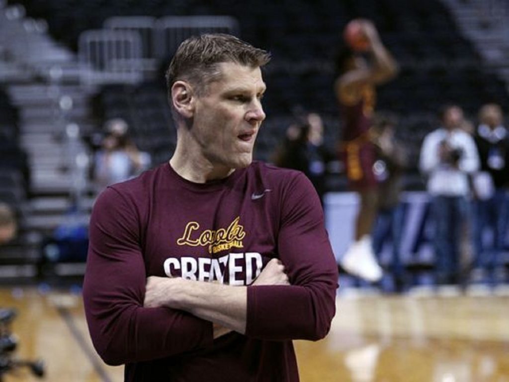 Loyola-Chicago shows up late to Sweet 16 practice when bus driver can’t find arena