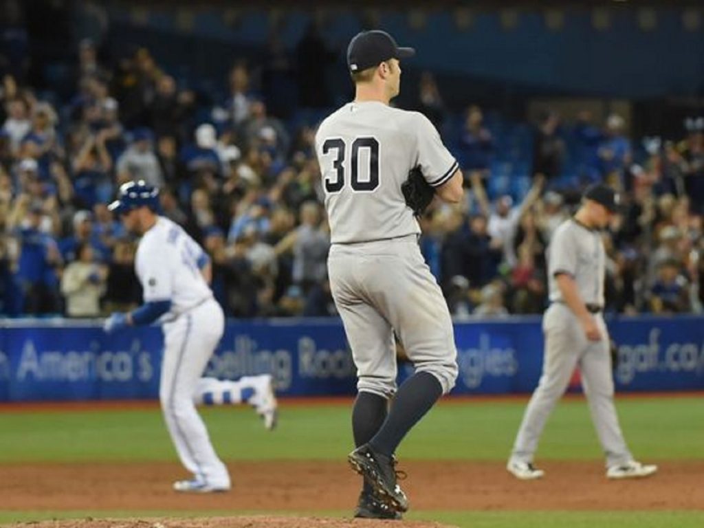 Aaron Boone’s decision backfires as Yankees blow lead in loss to Blue Jays
