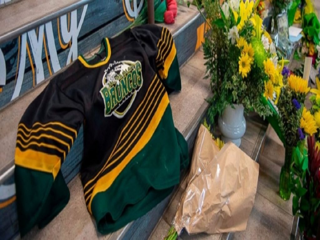 Canada town’s arena focus of mourning after crash kills 15