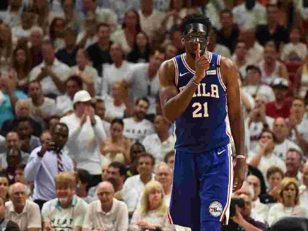 Joel Embiid plays key role in 76ers’ Game 3 win; Winslow steps on protective mask