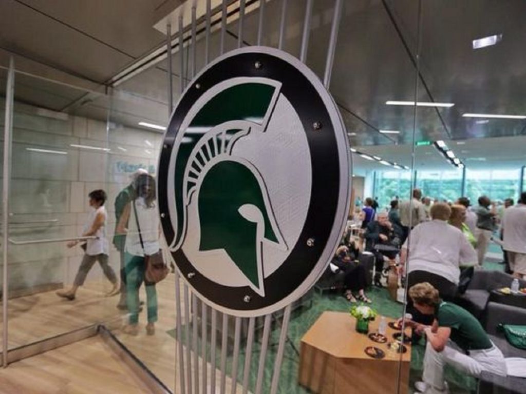 Lawsuit: Three Michigan State basketball players raped woman in 2015