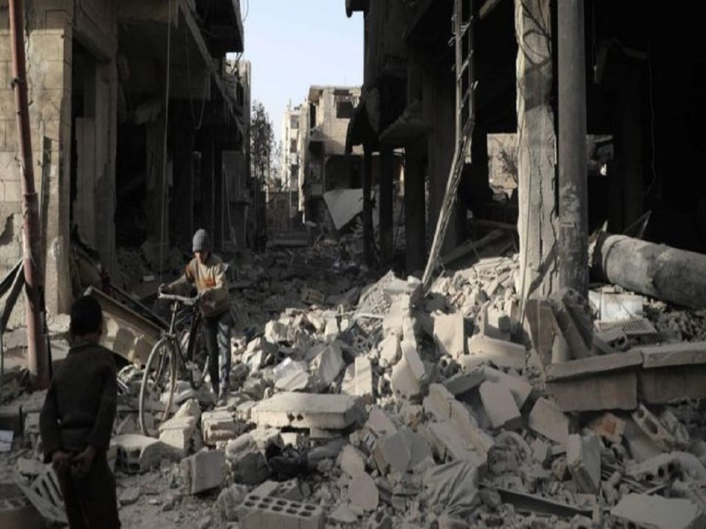 Syria war: Jets strike rebel-held Eastern Ghouta as evacuation stalls