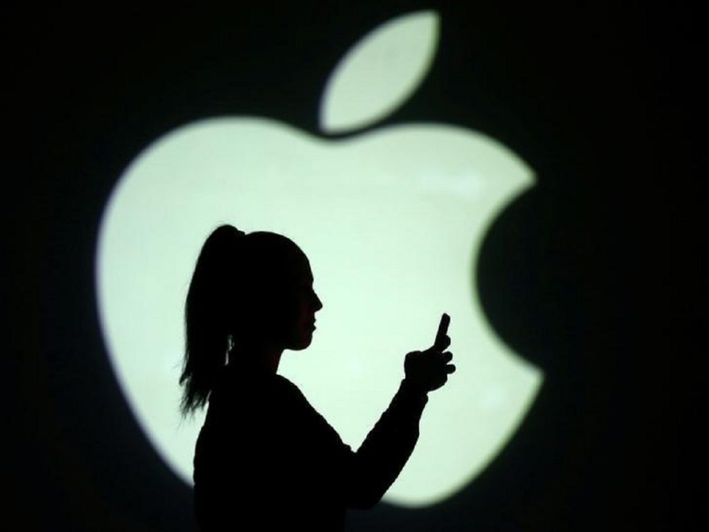 Apple surprises with solid iPhone sales, announces $100 billion buyback