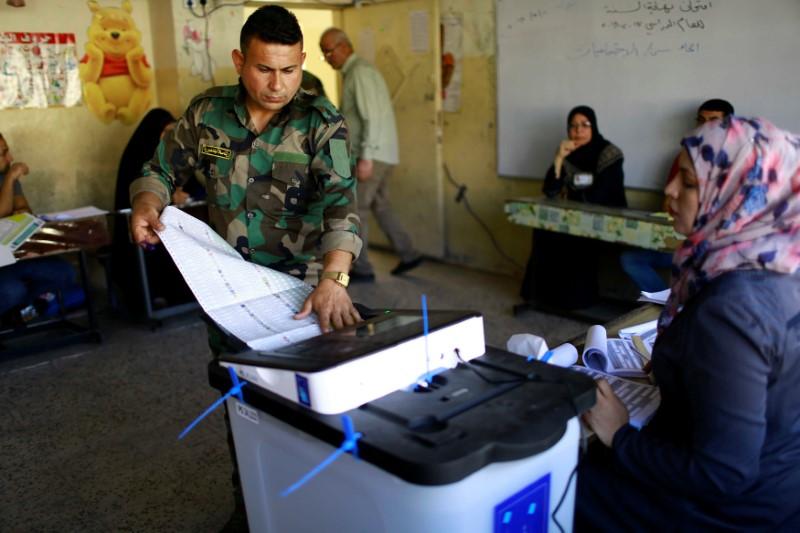 Iraqis voting in first election since Islamic State