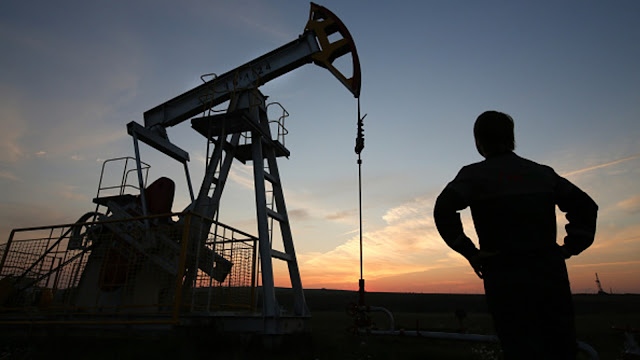 Treasury yields move lower after historic oil price plunge