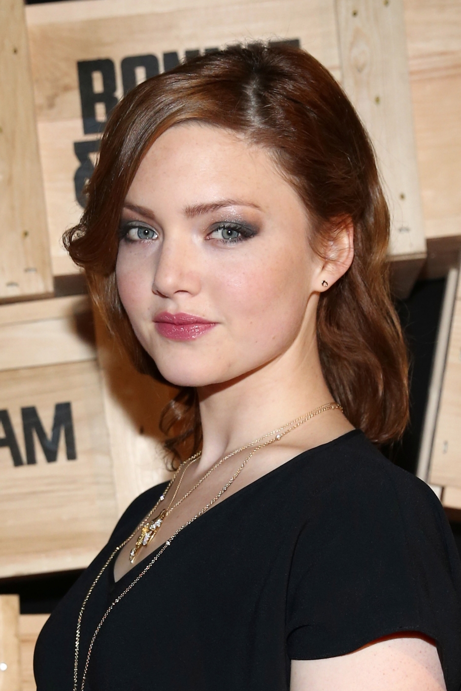 2019 year - Holliday Grainger (born 1988) 2019 year
