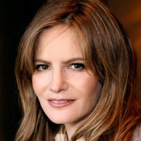 Jennifer Jason Leigh