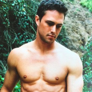 Taylor Kinney