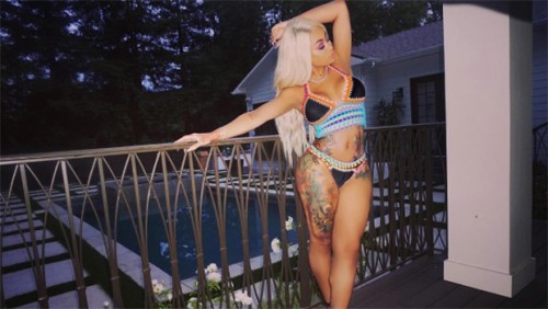 Blac Chyna Flaunts Rock Hard Abs & Sexy Cleavage 9 Months After Giving Birth To Dream Blac Chyna Flaunts Rock Hard Abs & Sexy Cleavage 9 Months After Giving Birth To Dream