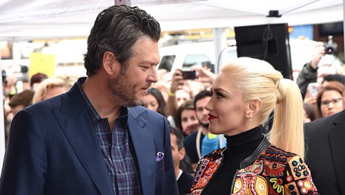 Blake Shelton Gushes Over Gwen’s Sexy Christmas Album & Fans Swoon Blake Shelton Gushes Over Gwen’s Sexy Christmas Album & Fans Swoon