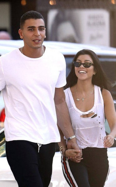 Inside Kourtney Kardashian & Younes Bendjima's Intimate Mexico Getaway