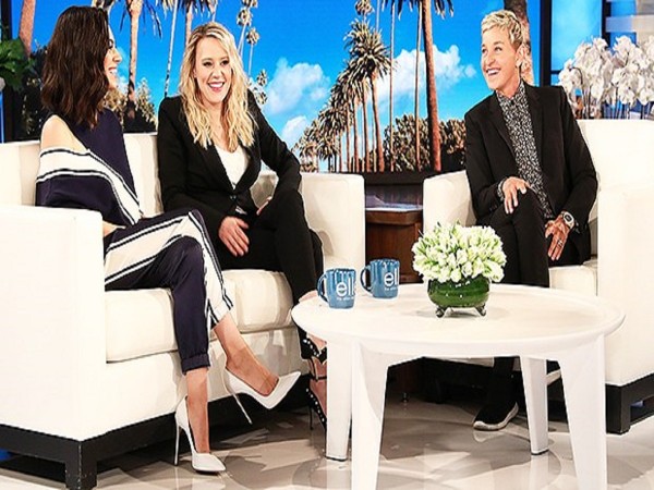 Kate Mckinnon Mocks 'bachelor' Cameramen’s Possible Reaction To Arie Dumping Becca