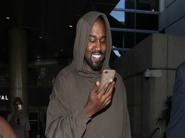 Kanye West Makes Bizarre Call Into Radio Station & Repeatedly Says ‘I Love You’: WTF? Watch Kanye West Makes Bizarre Call Into Radio Station & Repeatedly Says ‘I Love You’: WTF? Watch