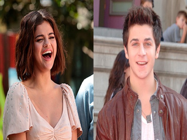 Selena Gomez Crashes David Henrie’s Dinner Date With His Wife & ‘Wizards’ Fans Are Freaking