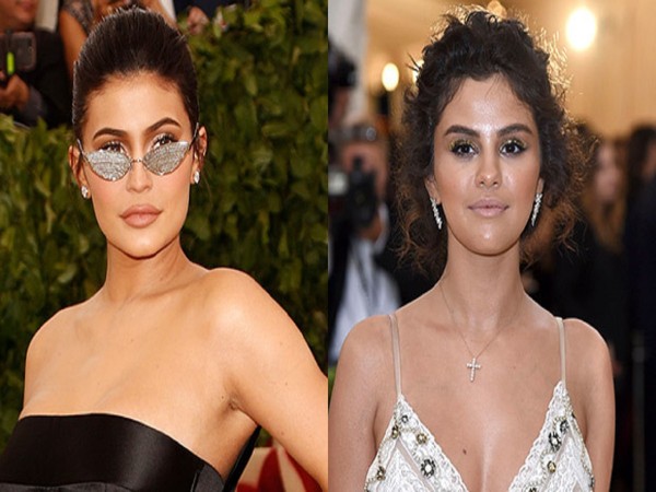 Kylie Jenner & Selena Gomez’s Met Gala Pic Mocked: They’re A ‘Tanned Patrick & SpongeBob Kylie Jenner & Selena Gomez’s Met Gala Pic Mocked: They’re A ‘Tanned Patrick & SpongeBob