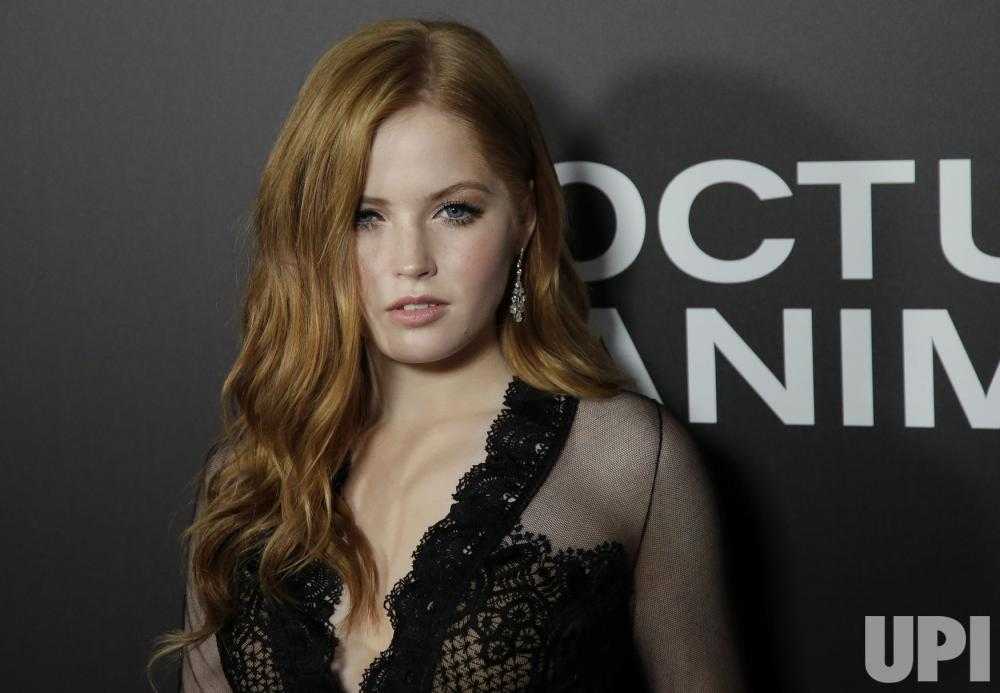 alie Bamber Arrives On The Red Carpet At the Premiere of Nocturnal Animals