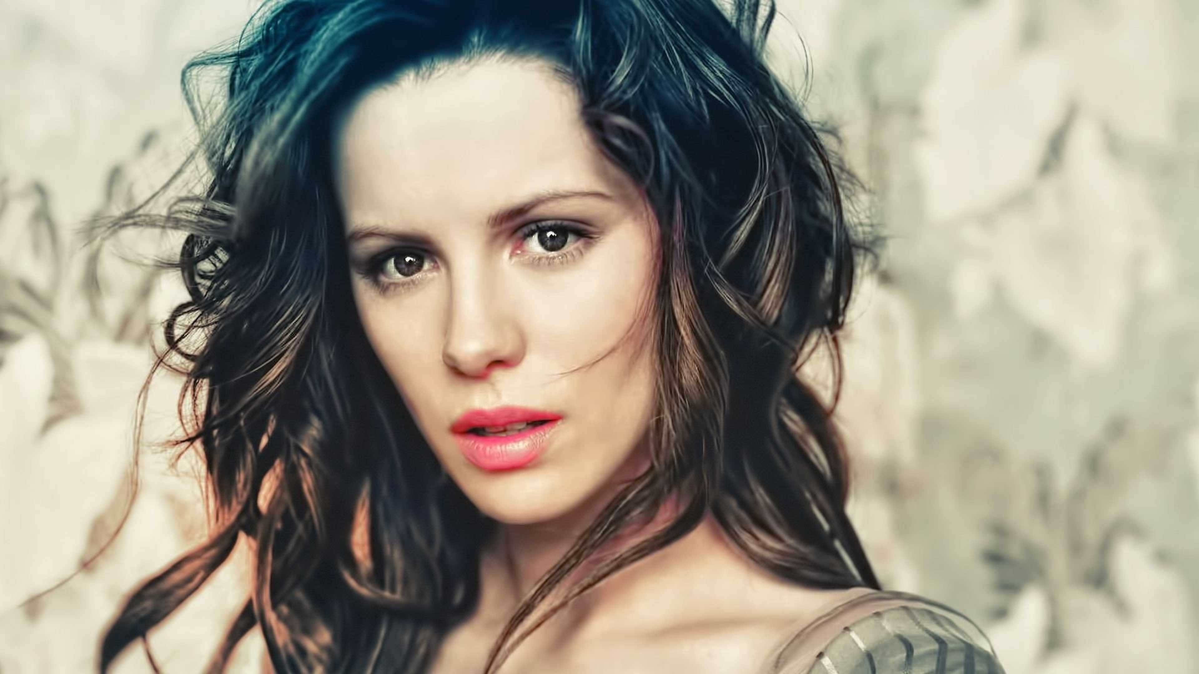 Kate Beckinsale beautiful face