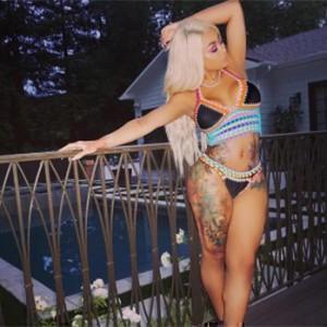 Blac Chyna Flaunts Rock Hard Abs & Sexy Cleavage 9 Months After Giving Birth To Dream Blac Chyna Flaunts Rock Hard Abs & Sexy Cleavage 9 Months After Giving Birth To Dream
